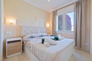 Nacaréa by Midelisa