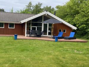 Smidstrup Strand 4-Bed Summer Cottage Sleeps 8