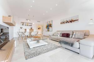 Hoyo19 10 Views Luxury Resort