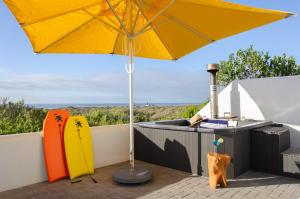 Bella La Vita Beachfront Villa