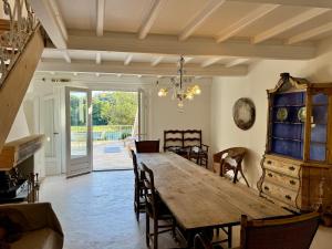 Maisons de vacances La Batisse de Reve : photos des chambres