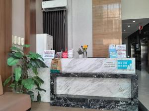 ROKET ROOM Majestic Point Serpong