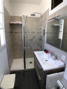 Maisons d'hotes Chambres d'hotes ecolabellisees du Domaine de Ludeye - serenite dans le Medoc : Chambre Double ou Lits Jumeaux Standard