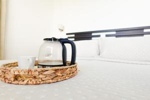 Departamento a pasos del Parque Arauco con piscina en Las Condes con Aire Acondicionado