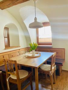 Uriges Alpen-Apartment Juen Stefan