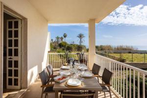 Breathtaking View - IsulaTravel