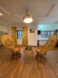 Cozy and Big 2 Bedrooms House 5 mins to Legon Campus - Ablajei