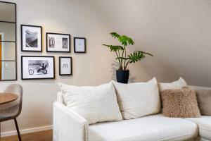 Apartment Suite von Spears - Edles Design mit Balkon und kostenloser Tiefgarage im Neuseenland