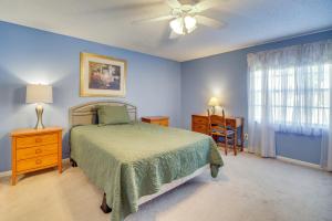 7 Mi to Satellite Beach Melbourne Home with Yard