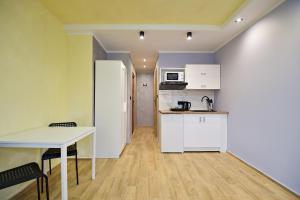 Skorochód Majewskiego 15 studio A