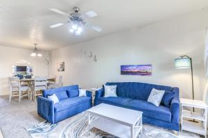 East End Galveston Condo with Pool, 1 Mi to Beach!