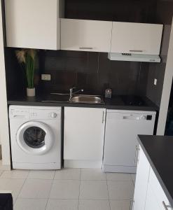 Appt LYDIA Akoya Conserjería, vue port