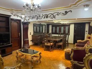 3 Bedroom apartment with Garden - Balaqs