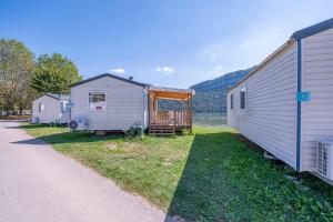 Campings Camping Bel Air Village Sous le Moulin : photos des chambres