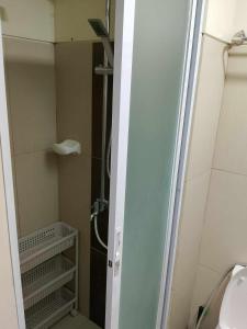 Affordable unit near MOA walking distance to picc