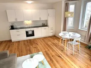 Gemütliche und geräumige 2,5 Zimmer Wohnung mit kostenlosem Parkplatz - Abtwil