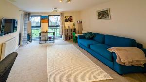 Modern - 1 Bed Flat in Bracknell - near airport