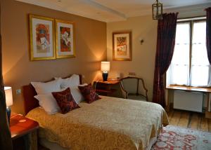 Hotels Hotel Les Deux Chevres Gevrey-Chambertin : photos des chambres