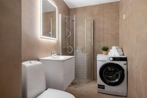 DINBNB Apartments Enjoy a stylish stay in the heart of the city