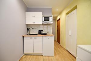 Skorochód Majewskiego 15 studio B