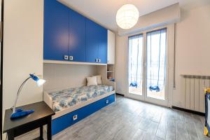 10 minuti a piedi dal mare, grande terrazza con ombrellone