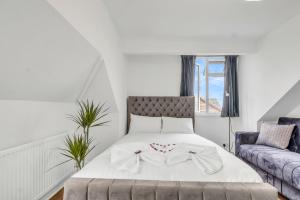 Lovely Loft Studio, Fully Serviced, near Uni, 10min tube, 25min Central London