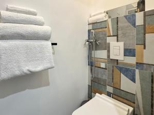 Seashell Light apartment - pool and beach