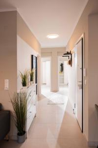 Noah Sea-View Apartments