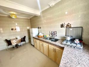 Moderno apartamento en el centro , a 3 min del mar VI