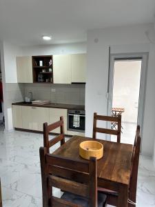 Sunshine Apartment Djenovici