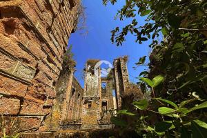 Suíte com mezanino no Bracuí