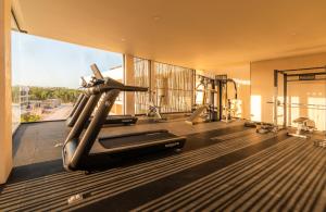 2BR Jungle View w Private Pool Gym Fast WIFI