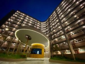 Condo Playas TJ with Balcony