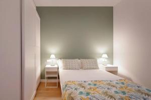 AVG Patio de Caveda Dcha