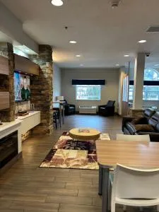 Microtel Inn & Suites by Wyndham - Goode