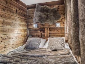 Appartement spacieux 4 adultes + 2 enfants à Courchevel 1550 - FR-1-562-17