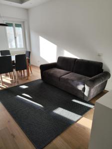 Appartamento Deluxe con 2 Camere da Letto e Balcone