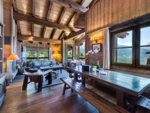 Chalet cosy pour 10 adultes & 2 enfants à Courchevel avec espace bien-être - FR-1-562-20