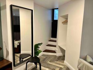 Stylish Studio Apartment on Torquay Harbourside!