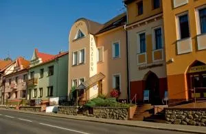 Penzion Karina - 乌赫尔布罗德