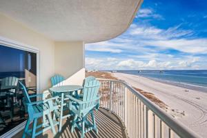 Royal Palms 601 Condo