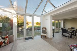 Chapel View, Saltwood