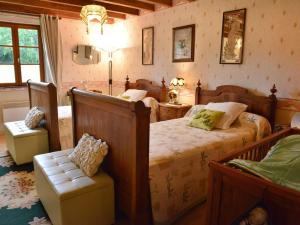 Longère XIXe rénovée avec spa, trampoline, vélos, jeux et grand jardin au calme - FR-1-410-135