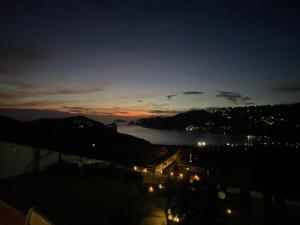 Exclusivo Departamento con vista al mar, alberca y gimnasio