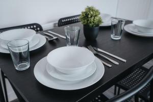 Beautiful apartment dos - free public parking