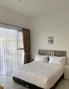 Biệt Thự Có Hồ Bơi Riêng (Villa with Private Pool)