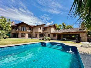 Hermosa Casa 14 pax Piscina Futbol 5 Chacras
