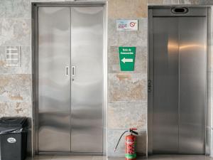 The Tropical Nest Womens Shared Hostel Room