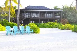 Featherstone Upstairs Apartment, Cayman Brac - Cayman Brac