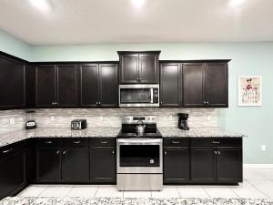 Beautiful 10Bed Villa with Pool and Spa-2127SLTLC